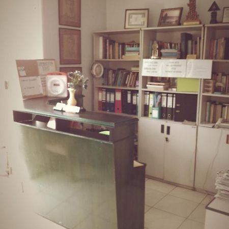 Bangka Bed And Breakfast จาการ์ตา ภายนอก รูปภาพ